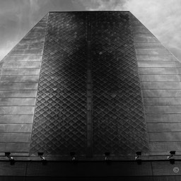 Colburn perfoming arts school on Bunker Hill by Dana Lance for Danajohn Photography © danajohn302