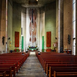 Center Isle at St. Basil Church in Los Angeles by Dana Lance for Danajohn Photography © danajohn302